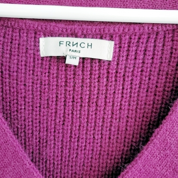 𝅺NEW Frnch Wine V-Neck Sweater - Picture 7 of 8